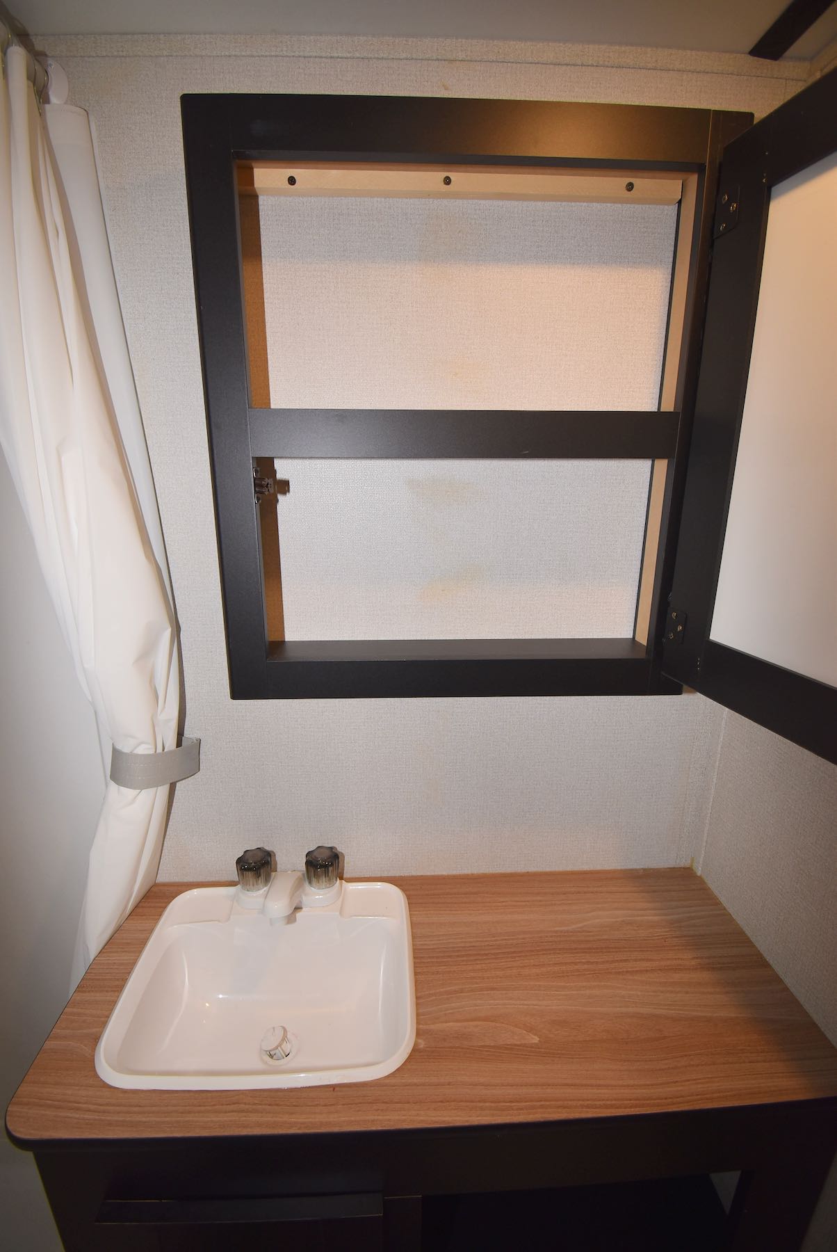 2022-Keystone-Springdale-Mini-1750RD-21N8552-22