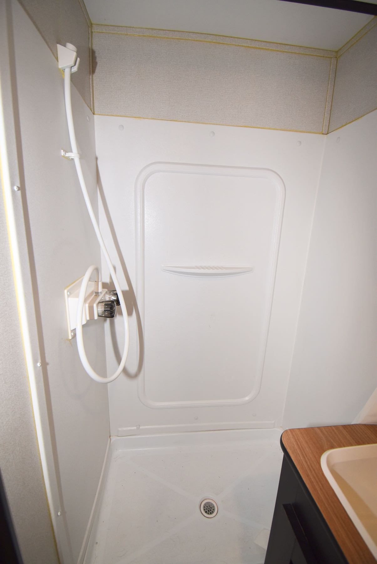 2022-Keystone-Springdale-Mini-1750RD-21N8552-23