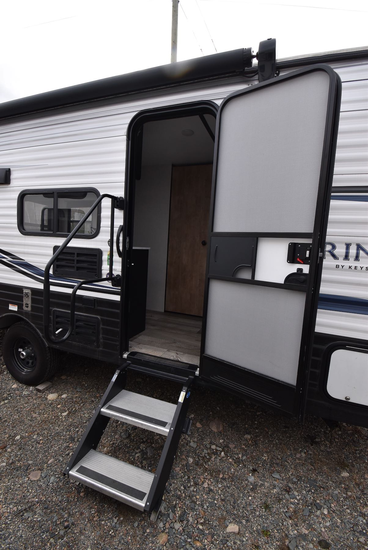 2022-Keystone-Springdale-Mini-1750RD-21N8552-29