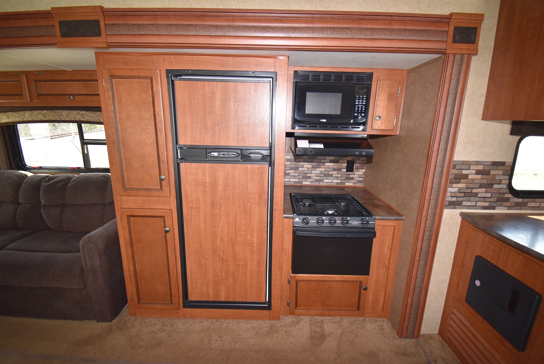 2014-Jayco-Jay-Flight-33RLDS-21N8624-11