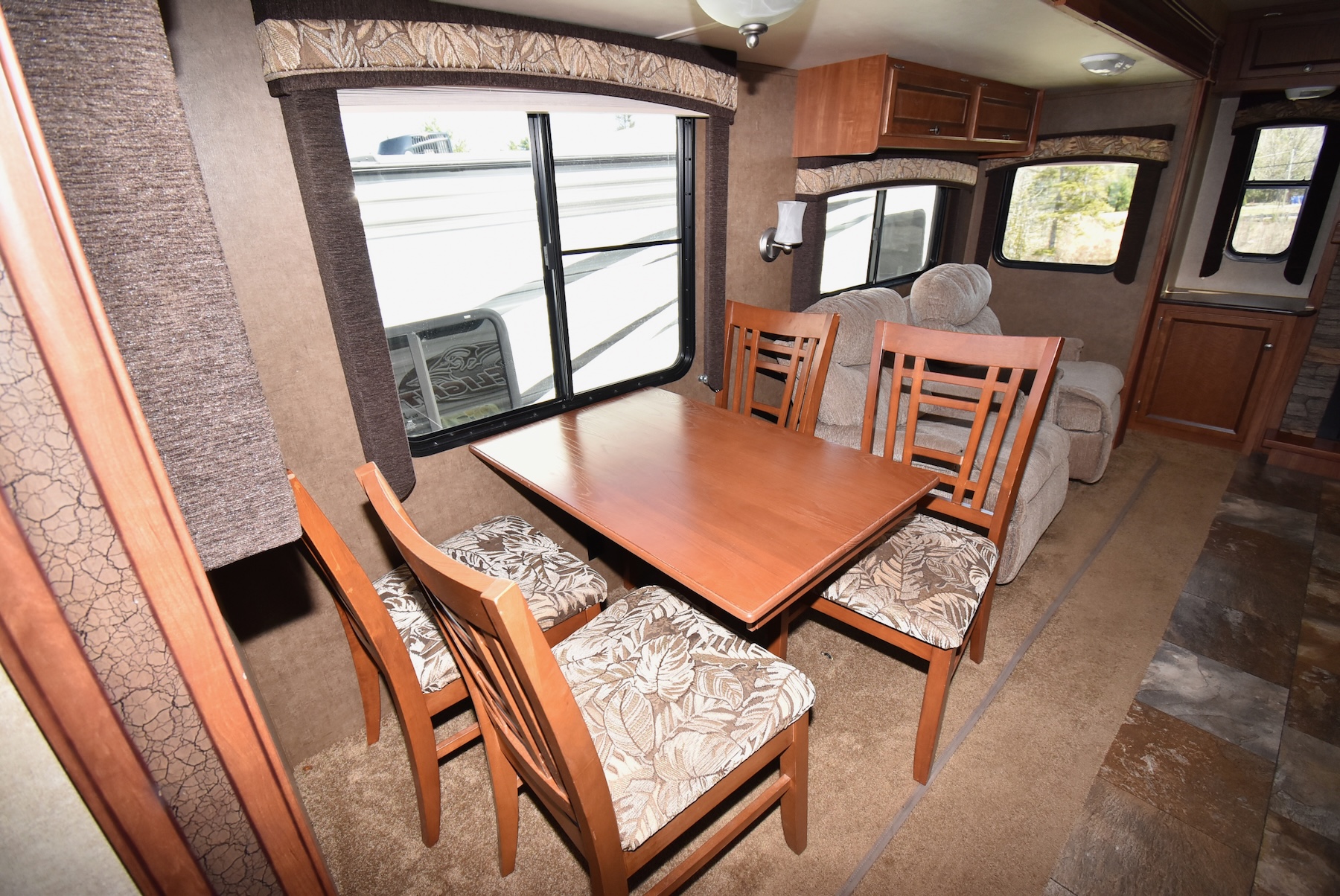 2014-Jayco-Jay-Flight-33RLDS-21N8624-27