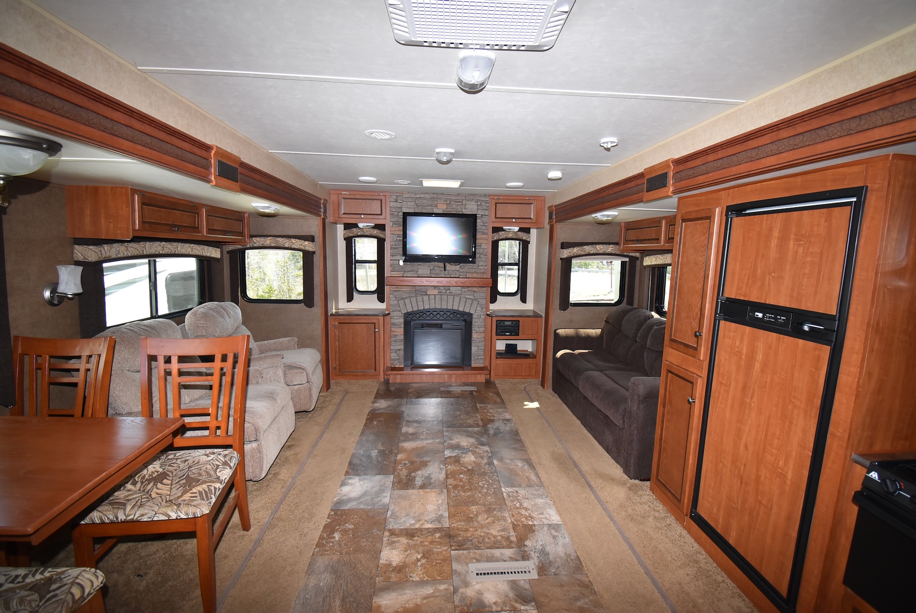 2014-Jayco-Jay-Flight-33RLDS-21N8624-3