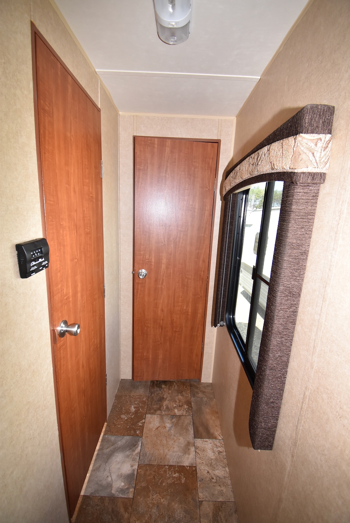 2014-Jayco-Jay-Flight-33RLDS-21N8624-38